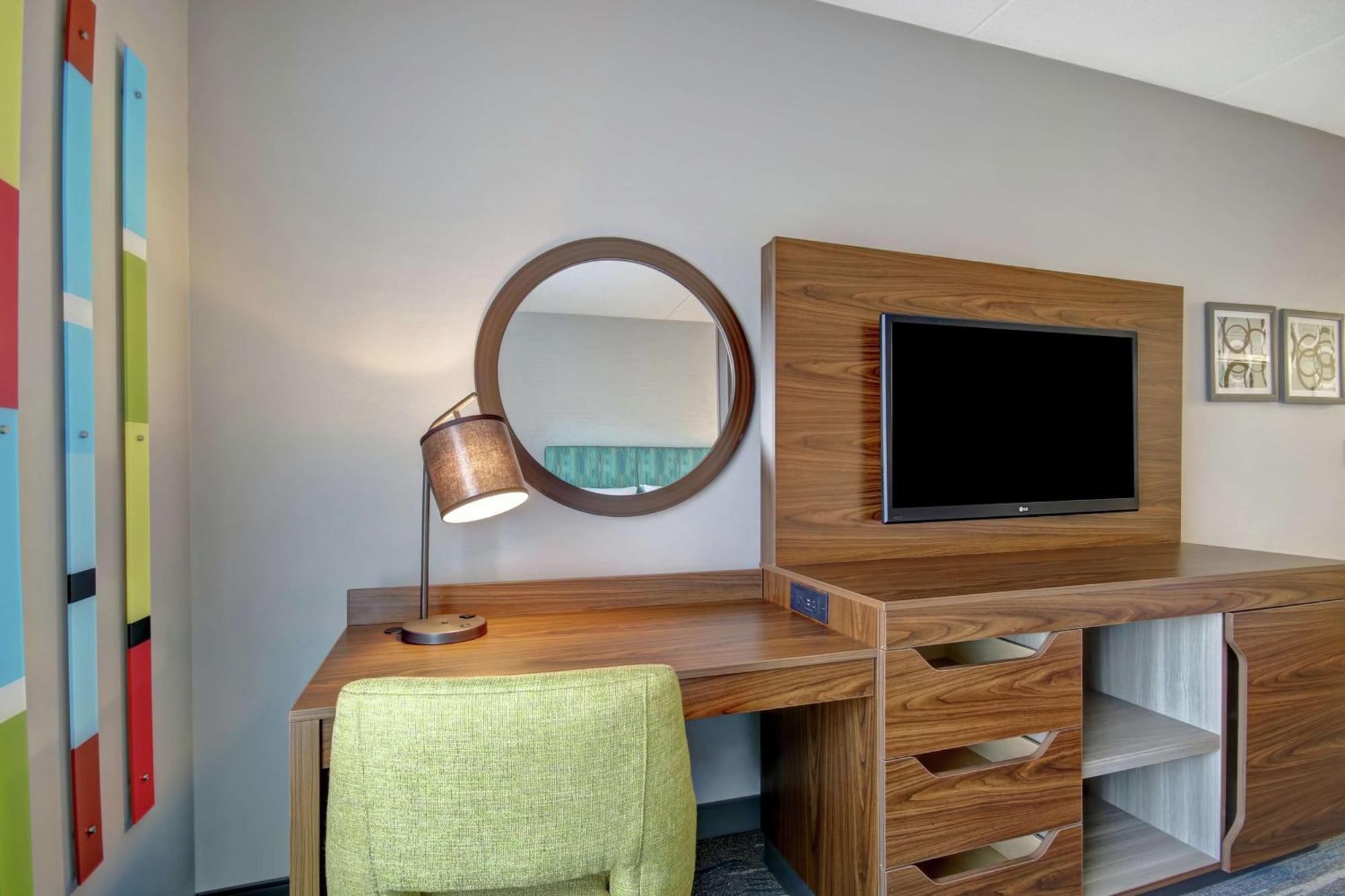 Hampton Inn & Suites Guelph Bagian luar foto