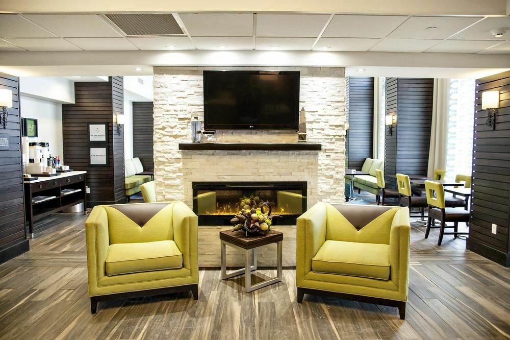 Hampton Inn & Suites Guelph Bagian luar foto